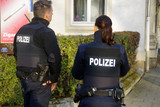 Polizei Wiesbaden führte am Donnerstag Kontrollmaßnahmen im Schelmengraben in Dotzheim durch. Dabei fanden die Beamten mehrere Drogen sowie Drogenverstecke.