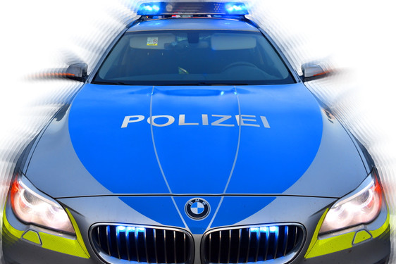 Aufmerksame Bankangestellte verhindert Betrug an Seniorin in Wiesbaden.