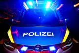 Zwei Männer wurden am Montagabend bei einem angeblichen Autokauf in Wiesbaden von einem Trio überfallen und ausgeraubt.
