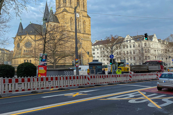 Die gesperrten Fahrspuren an der Ringkirche werden wieder freigegeben.