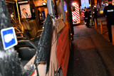 Scheibe von Linienbus während Fahrt am Donnerstagabend in  Mainz-Kastel beschädigt.
