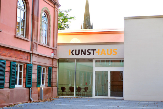 Platanenplausch im Kunsthaus Wiesbaden.