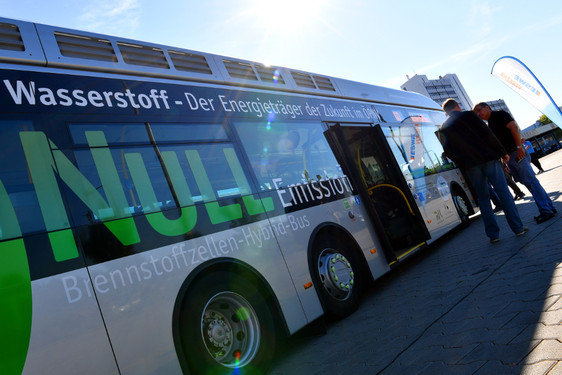 Die ESWE Verkehrsgesellschaft stellt die komplette Flotte auf E-Busse um. Ziel Emissionsfreier ÖPNV.