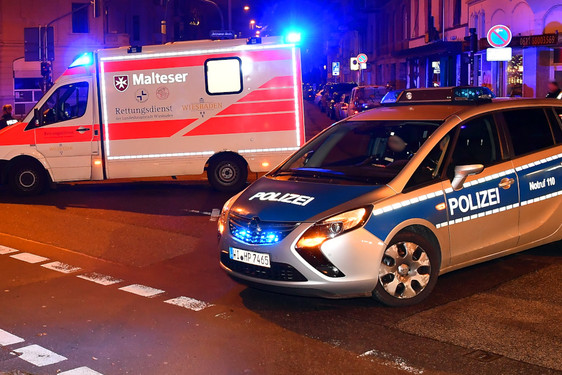 Gefährliche Körperverletzung nach Schlägerei zwischen zwei jungen Männern in der Wiesbadener Innenstadt