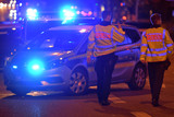 Für mehr Sicherheit in der Wiesbadener Innenstadt war die Polizei Verstärkung in der Nacht von Samstag auf Sonntag im Einsatz. Dabei wurden mehrere verdächtige Personen kontrolliert. Die Beamtinnen und Beamten fanden bei zwei Männern Drogen.