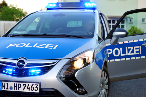 Videoschutzanlage führte am Freitagnachmittag in Wiesbaden  zur Festnahme von zwei E-Scooter-Dieben.