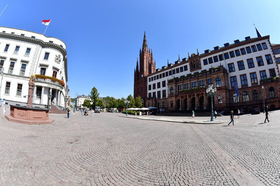 Rathaus Wiesbaden: Hier gibt es Infos von den städtischen Gremien