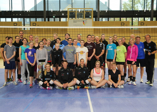 VC Wiesbaden und ESWE Verkehr-Partnerschaft wird auch sportlich gelebt.