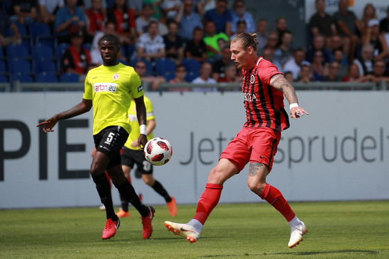 SV Wehen Wiesbaden startet Heimspielserie gegen Aufsteiger Cottbus