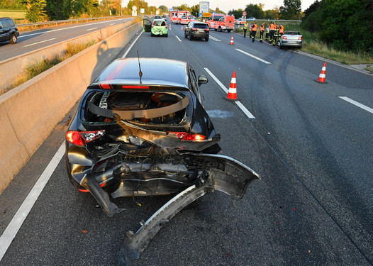 Autofahrer übersieht Stauende auf der A66 bei Frauenstein - Fünf Verletzte