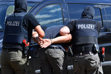 Einbruchsserie in Wiesbaden aufgeklärt: Polizeibekannter Mehrfach- und Intensivtäter in Untersuchungshaft.