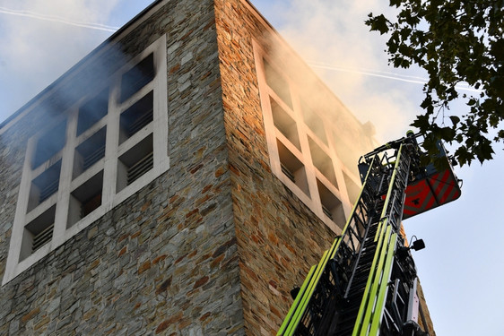 Der Brand im Glockenturm von St. Birgid hat Folgen für das Gemeindeleben.