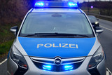 Wohnmobil rammte am Samstag in Wiesbaden-Biebrich ein Auto und flüchtete.
