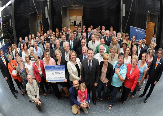 55 Projekte aus Wiesbaden erhalten fast 80.000 Euro aus der Naspa-Stiftung „Initiative und Leistung“