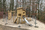 Die Kinderspielplätze "Dreiherrenstein" in Auringen, "Trompeterstraße" in Rambach und "Dorfanger" in Bierstadt