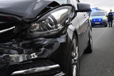 Ein Autofahrer hat am Montag ohne Führerschein und offensichtlich berauscht einen Unfall in Mainz-Kastel verursacht.