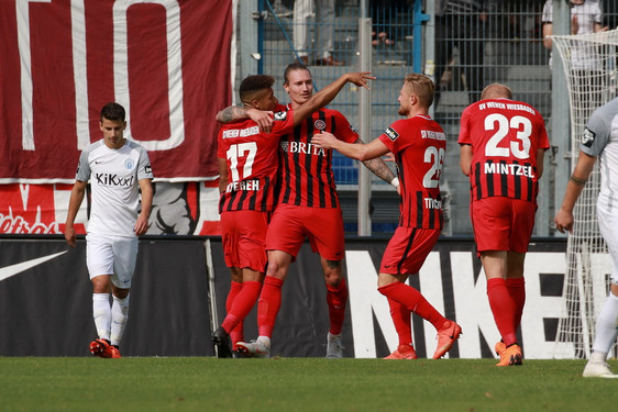 SV Wehen Wiesbaden feiert zweiten Saisonsieg
