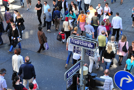 Wiesbaden nimmt als Modellstadt am Projekt "Gut gehen lassen – Bündnis für attraktiven Fußverkehr" teil.