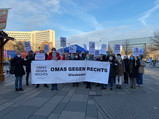 Die Omas gegen Rechts wenden sich mit einem offenen Brief an die Stadt Wiesbaden: in der aktuellen Pandemie-Lage sei eine Demonstration von Masken-Verweigerern und Co. nicht zu tragen. Sie fordern ein Verbot.