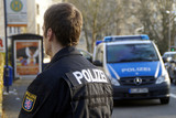 Polizei im Dauer-Einsatz am Fahndungs- und Sicherheits-Aktionstag zur Stärkung der Sicherheit im öffentlichen Raum am Freitag. Die Ordnungshüter führten zahlreiche Kontrollen und Razzien in Wiesbaden durch.