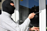 Einbrecher machen am Wochenende Beute in einem Haus in Mainz-Kastel.
