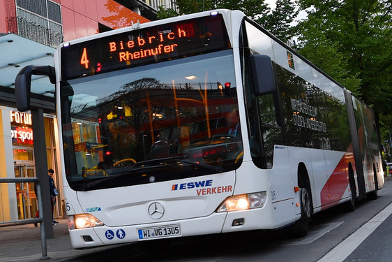 ESWE Bus in der Wiesbadener Innenstadt