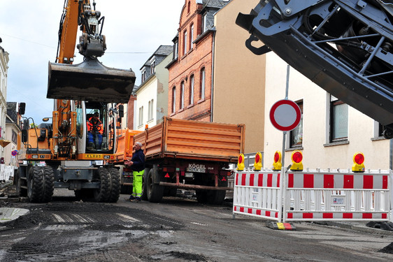 Bauarbeiten: Kreuzung Klarenthaler Straße Ecke Dotzheimer Straße in Wiesbaden wird neu gestaltet.