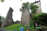 Am Samstag, 28. August, spielt das Blechbläser-Dezett Un Poco Brass im Burggarten auf Burg Sonnenberg.