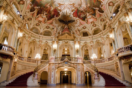 Foyer des Hessischen Staatstheaters in Wiesbaden