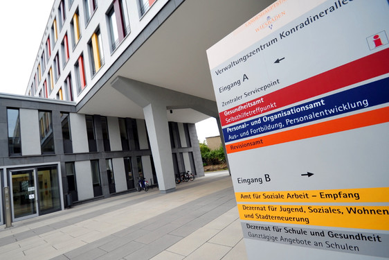 Keine Belehrungen im Wiesbadener Gesundheitsamt in der Corona-Krise.