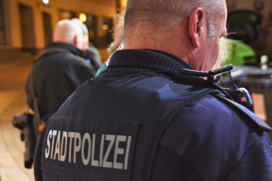 Seit dem 1. Januar gilt in der Wiesbadener Innenstadt die erste hessische Waffenverbotszone.