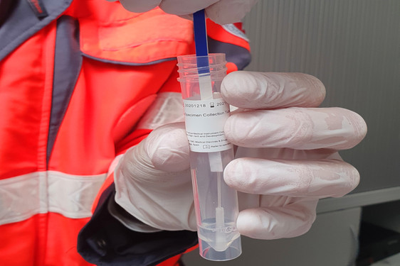 Corona-Test sind neben Impfungen unser wichtigster Helfer gegen die Pandemie. Die nächste Teststelle finden Sie auf der neuen Internetseite des Hessischen Ministeriums für Soziales und Integration.