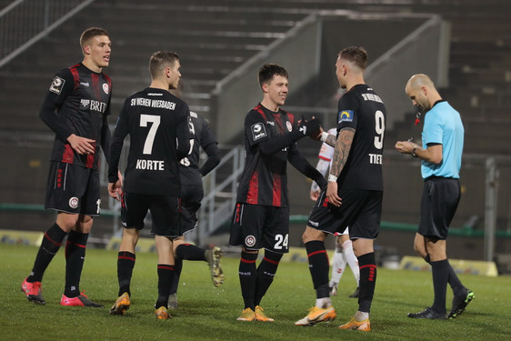 SV Wehen Wiesbaden empfängt Aufsteiger VfB Lübeck. Vor dem Spiel gab es zuletzt drei Siege in Folge