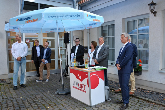 Großes Interesse zeigten die Nordenstadter Bürger am Besuch der Wiesbadener Kommunalpolitiker.