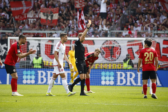 SV Wehen Wiesbaden empfing am Samstagnachmittag erstmals Fortuna Düsseldorf in der BRITA Arena
