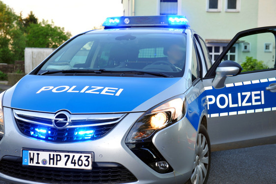 In Mainz-Kastel hat die Polizei eine Geburtstagsparty aufgelöst.