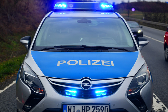 Auto mutwillig am Wochenende in Wiesbaden-Klarenthal zerkratzt