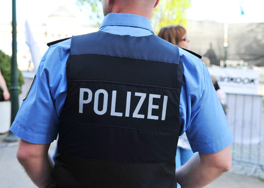 59-Jähriger von falschen Polizisten in Wiesbaden beraubt