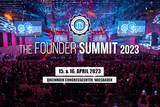 Gründer- und Unternehmenskonferenz "Founder Summit“ unterzeichnet Vertrag für drei Jahre im RMCC. Damit bleibt das Event weiter in Wiesbaden und bietet einen vielen Startups einen kreativitäte und Innovation Plattform.