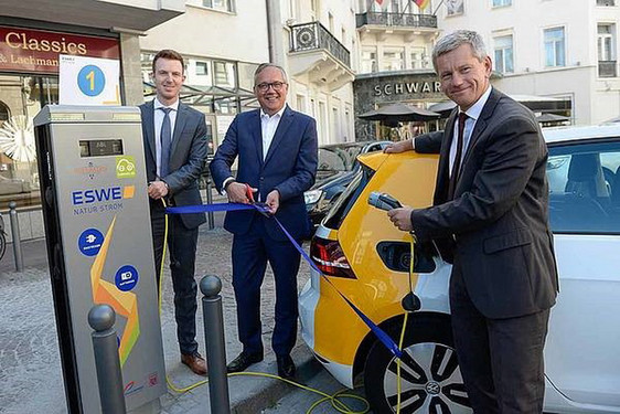 E-Autos dürfen in Wiesbaden nicht mehr kostenlos parken