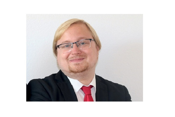 Ingo von Seemen von den Linken tritt zur Oberbürgermeisterwahl in Wiesbaden an.