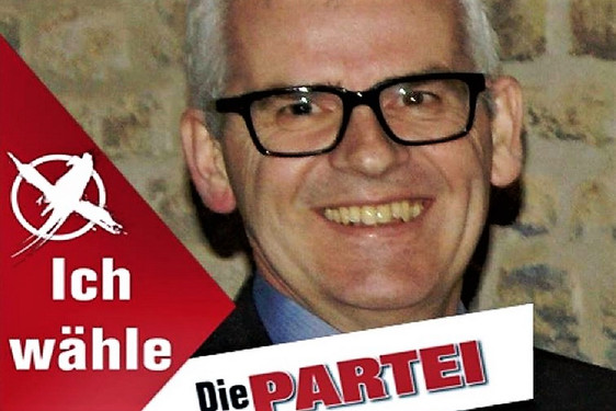 Alexander Gürtler Direktkandidat für DIE PARTEI in Wiesbaden.