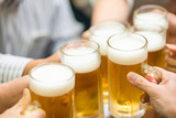 Bierstand in Wiesbaden-Nordenstadt: 13 Biersorten unter freiem Sommerhimmel genießen.