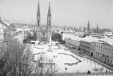 Rund 4.000 Bilder digitale Bilder dokumentieren im Stadtarchiv nun das öffentliche Leben in Wiesbaden und können nun im Archiv eingesehen werden.