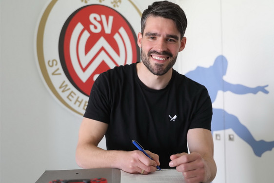 SV Wehen Wiesbaden bindet Sascha Mockenhaupt langfristig. Vertragsverlängerung bis 2024
