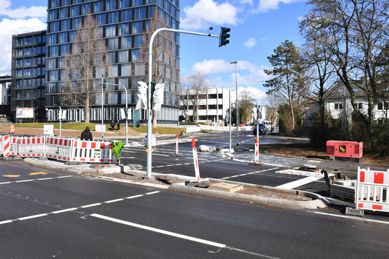 Der Knotenpunkt Leipziger Straße/B455 ist fertiggestellt und wird kommende Woche für den Verkehr freigegeben.