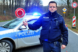 Polizei führt mehrere Verkehrskontrolle am Mittwoch in Wiesbaden durch, dabei wurden   mehrere Ordnungswidrigkeiten festgestellt und geahndet.