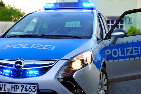 Polizei findet Diebesgut bei Mann am Donnerstag in Mainz-Kastel.
