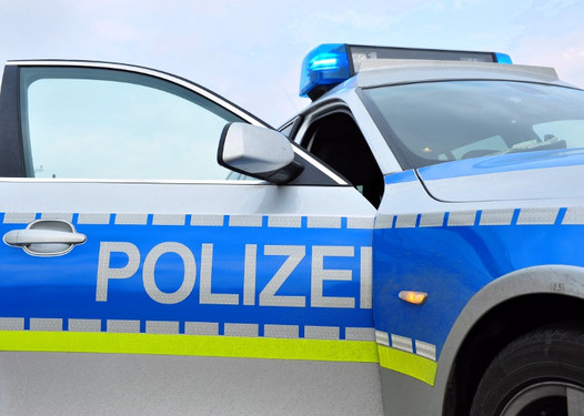 17-Jähriger Afghane von Landsleuten geschlagen und beleidigt in Wiesbaden. Polizei sucht Zeugen.